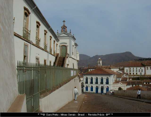 Fotografia da lateral do antigo Palácio do Governador(E) - Ouro Preto, Minas Gerais, Brasil - Fofógrafo: Néliton Azevedo