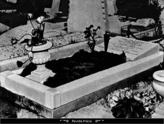 Fotografia de la Tumba de Marx - Cementerio de Highgate, Inglaterra